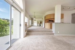 Condominium, 2532 Navarra drive, Carlsbad, CA 92009 - 4