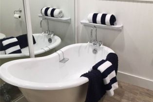 , 314 Ruby ave, Newport Beach, CA 92662 - 4