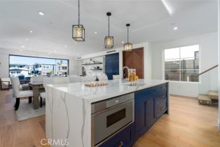 Single Family Residence, 1025 Balboa blvd, Newport Beach, CA 92661 - 24