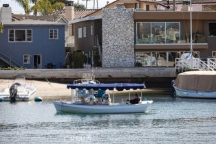 Single Family Residence, 14 Beacon Bay, Newport Beach, CA 92660 - 53