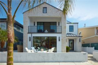Single Family Residence, 127  E Bay AVE, Newport Beach, CA  Newport Beach, CA 92661