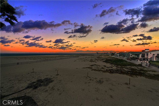 Condominium, 1319 Balboa Blvd blvd, Newport Beach, CA 92661 - 1