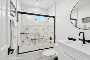 Single Family Residence, 125 Grand Canal, Newport Beach, CA 92662 - 26