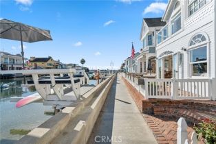 Single Family Residence, 125 Grand Canal, Newport Beach, CA 92662 - 37