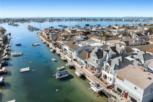 Single Family Residence, 125 Grand Canal, Newport Beach, CA 92662 - 38