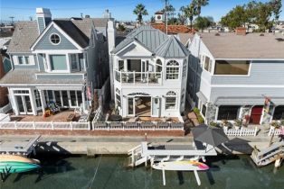 Single Family Residence, 125 Grand Canal, Newport Beach, CA 92662 - 39
