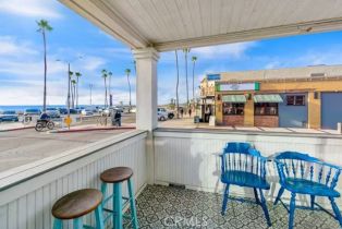 , 2214 W Oceanfront, Newport Beach, CA 92663 - 5
