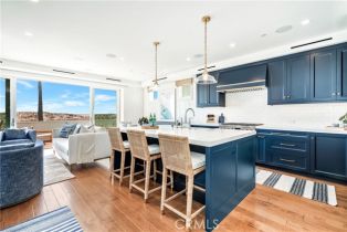 Single Family Residence, 114 Oceanfront, Newport Beach, CA 92661 - 11