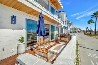 Single Family Residence, 114 Oceanfront, Newport Beach, CA 92661 - 18