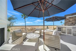 Single Family Residence, 114 Oceanfront, Newport Beach, CA 92661 - 34