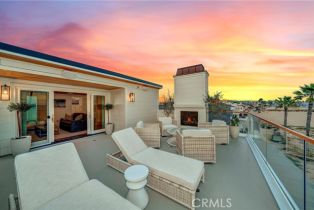 Single Family Residence, 114 Oceanfront, Newport Beach, CA 92661 - 40
