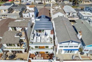 Single Family Residence, 114 Oceanfront, Newport Beach, CA 92661 - 43