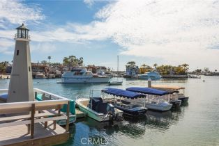 Single Family Residence, 14 Beacon Bay, Newport Beach, CA 92660 - 54