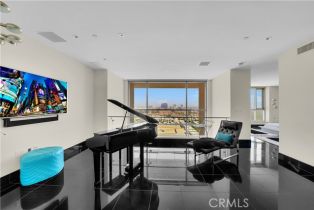 Condominium, 8154 Scholarship, Irvine, CA  Irvine, CA 92612