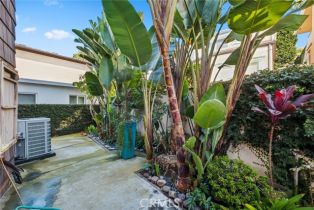 Single Family Residence, 2616 Cove st, Corona Del Mar, CA 92625 - 31