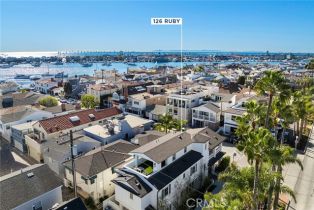 Single Family Residence, 126 Ruby ave, Newport Beach, CA 92662 - 3