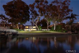 Single Family Residence, 20 Harbor IS, Newport Beach, CA  Newport Beach, CA 92660