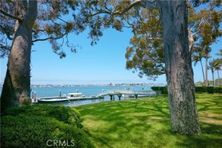 Single Family Residence, 21 Harbor is, Newport Beach, CA 92660 - 2