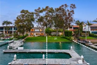 Single Family Residence, 21 Harbor is, Newport Beach, CA 92660 - 4
