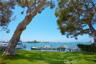 Single Family Residence, 21 Harbor is, Newport Beach, CA 92660 - 6