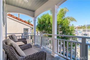 Single Family Residence, 331 Bay Front, Newport Beach, CA 92662 - 16