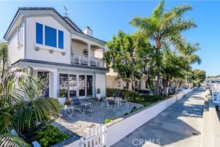 Single Family Residence, 331 Bay Front, Newport Beach, CA 92662 - 3