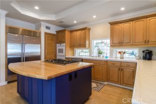 Single Family Residence, 331 Bay Front, Newport Beach, CA 92662 - 9