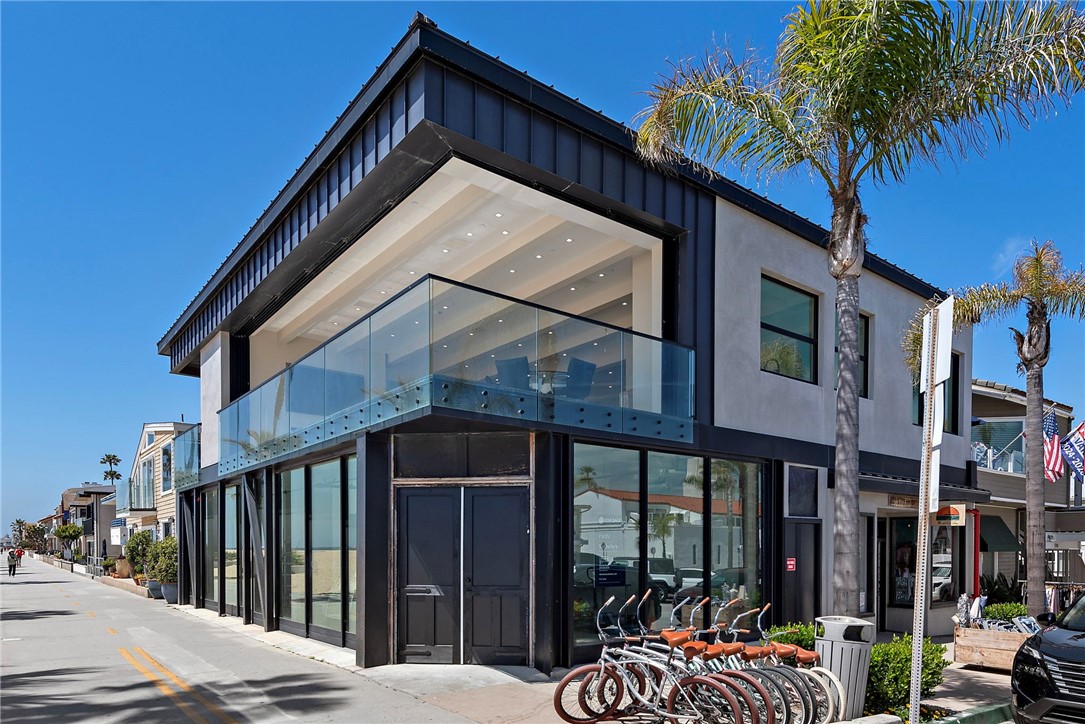 Residential Income, 1504 Oceanfront, Newport Beach, CA 92663 - 1