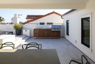 Condominium, 506 Goldenrod, Corona Del Mar, CA 92625 - 24