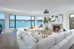 Single Family Residence, 301 Morning Star ln, Newport Beach, CA 92660 - 11