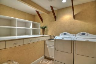 Condominium, 317 Carnation ave, Corona Del Mar, CA 92625 - 16