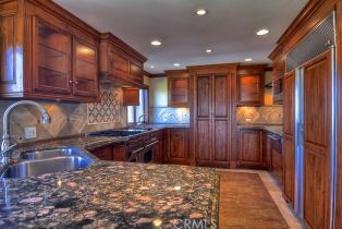 Condominium, 317 Carnation ave, Corona Del Mar, CA 92625 - 4