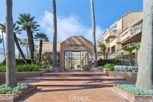 Condominium, 1200 Pacific Coast, Huntington Beach, CA 92648 - 11