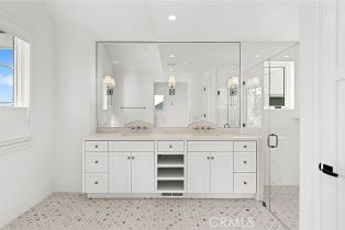 Condominium, 709 Marigold ave, Corona Del Mar, CA 92625 - 13