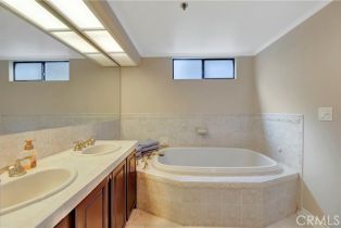 Condominium, 1230 Ocean blvd, Long Beach, CA 90802 - 23