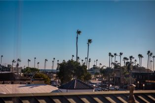 Townhouse, 2210 Newport blvd, Newport Beach, CA 92663 - 21