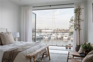 Townhouse, 2230 Newport blvd, Newport Beach, CA 92663 - 10