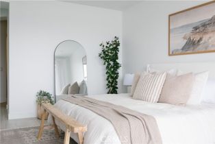 Townhouse, 2230 Newport blvd, Newport Beach, CA 92663 - 12