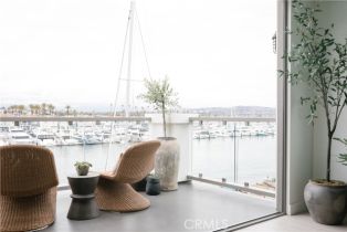 Townhouse, 2230 Newport blvd, Newport Beach, CA 92663 - 2