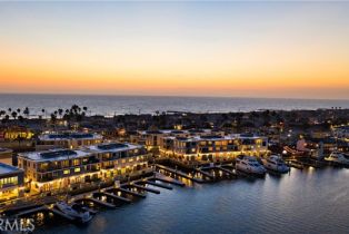 Townhouse, 2280 Newport blvd, Newport Beach, CA 92663 - 13