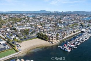 Single Family Residence, 2602 Circle dr, Newport Beach, CA 92663 - 44