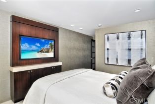 Single Family Residence, 71 Linda Isle, Newport Beach, CA 92660 - 16