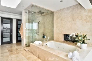 Single Family Residence, 71 Linda Isle, Newport Beach, CA 92660 - 24