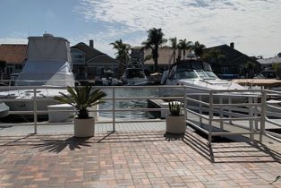 Condominium, 3310 Tempe dr, Huntington Beach, CA 92649 - 6