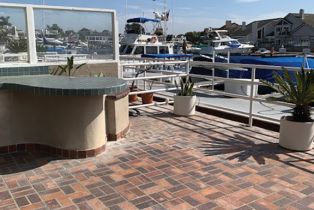 Condominium, 3310 Tempe dr, Huntington Beach, CA 92649 - 7