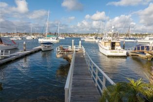 Single Family Residence, 1128 Balboa blvd, Newport Beach, CA 92661 - 2