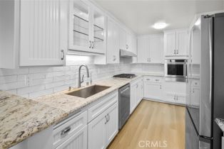 Single Family Residence, 304 Avenida Cumbre, Newport Beach, CA 92660 - 11