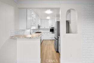 Single Family Residence, 304 Avenida Cumbre, Newport Beach, CA 92660 - 13