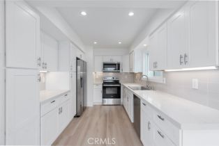 Condominium, 707 Orchid ave, Corona Del Mar, CA 92625 - 2