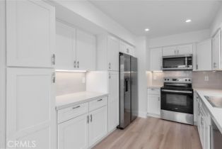 Condominium, 707 Orchid ave, Corona Del Mar, CA 92625 - 4